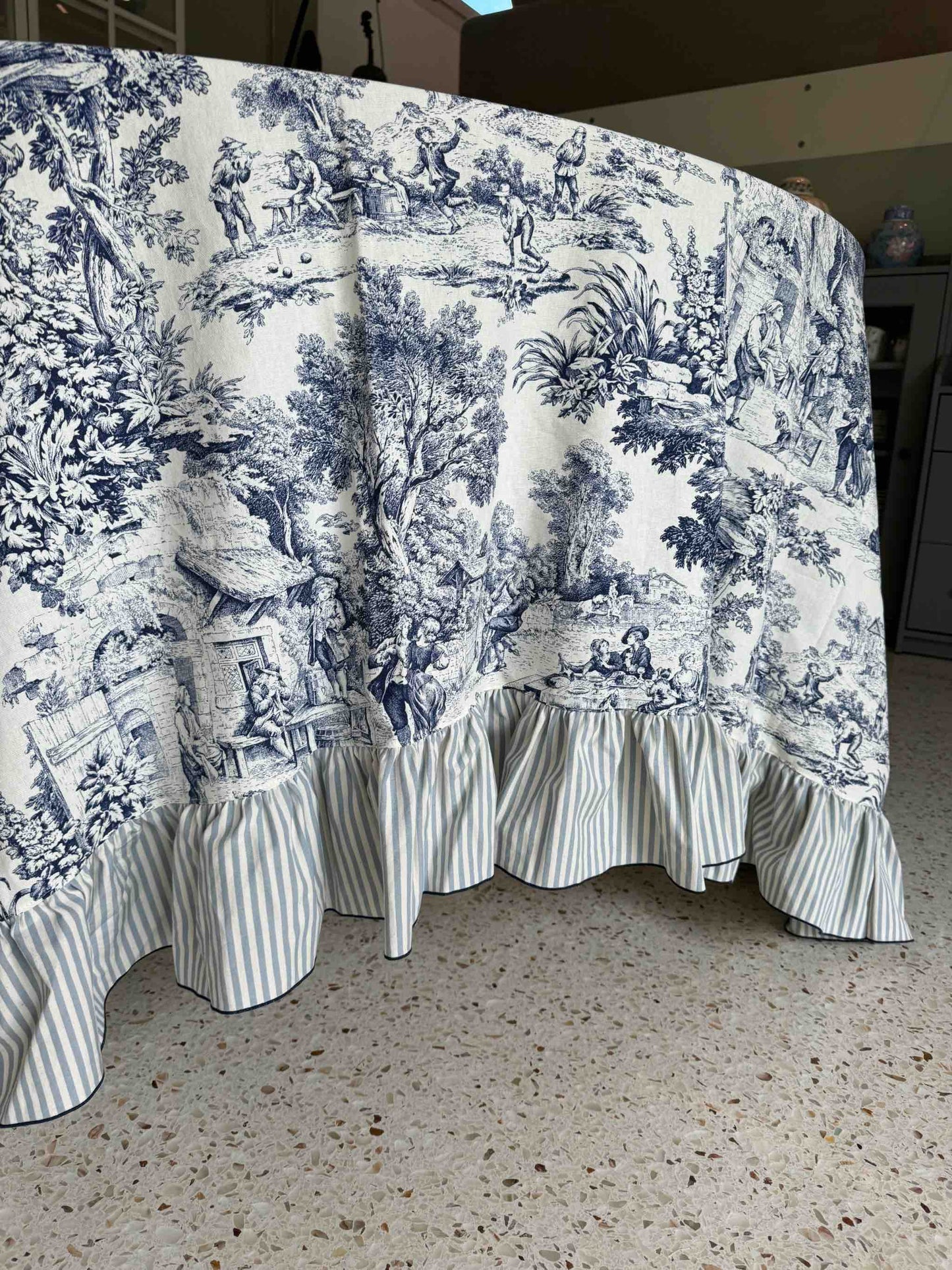 Tovaglia Toile Blu e Righetta Celeste Chiaro