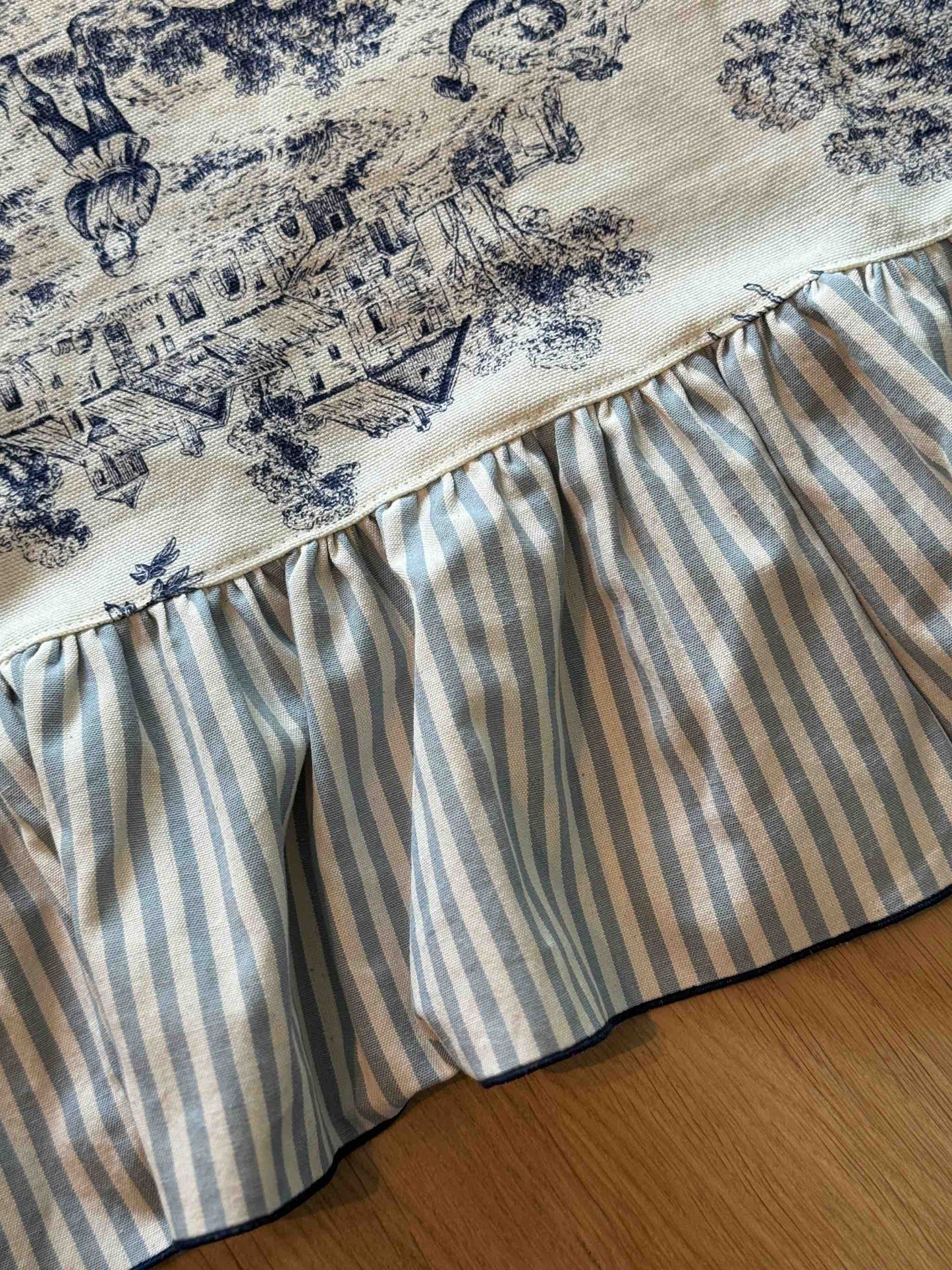 Tovaglia Toile Blu e Righetta Celeste Chiaro